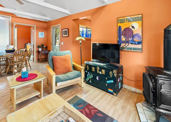 Bluemoon Vacation Rentals - Bluemoon Cottage