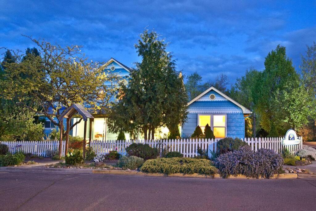 Bluemoon Vacation - Bluemoon Holiday home